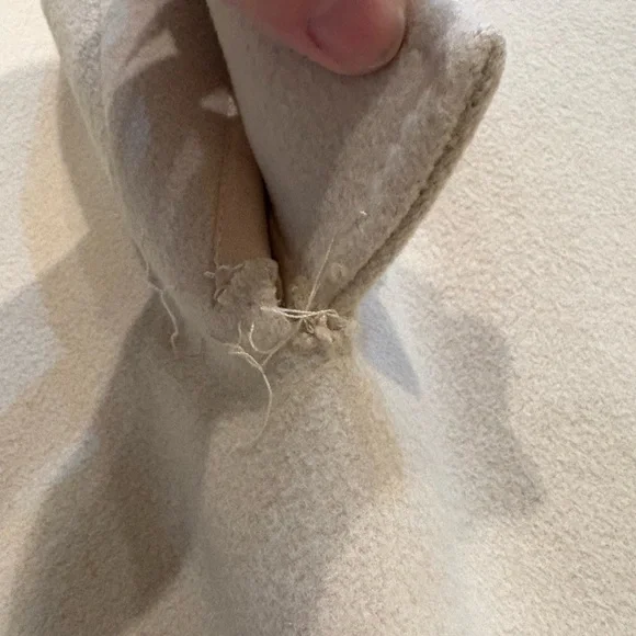 Vintage cream cashmere belted coat size small - Picture 4 of 7